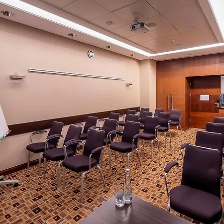 Hilton 4* Warsaw