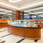 Hilton מלון ורשה