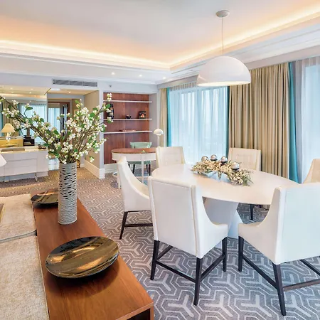 Hilton Hotell Warszawa