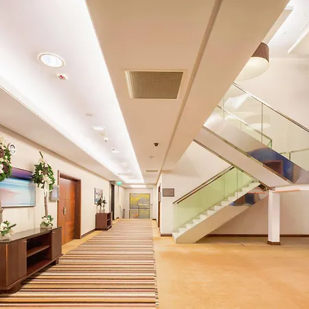 Hilton 4*