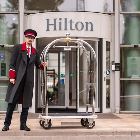 Hilton ホテル