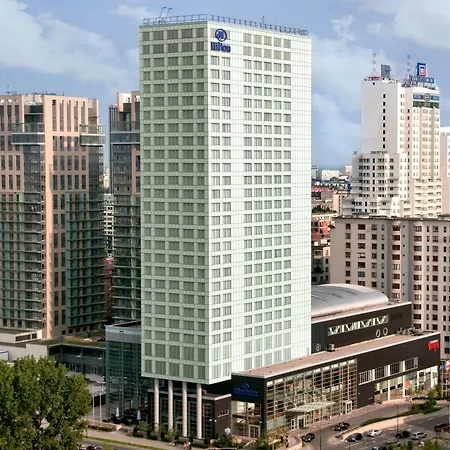 ホテル Hilton ワルシャワ