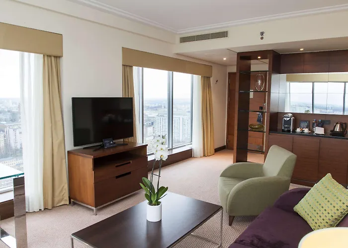 Hilton מלון ורשה